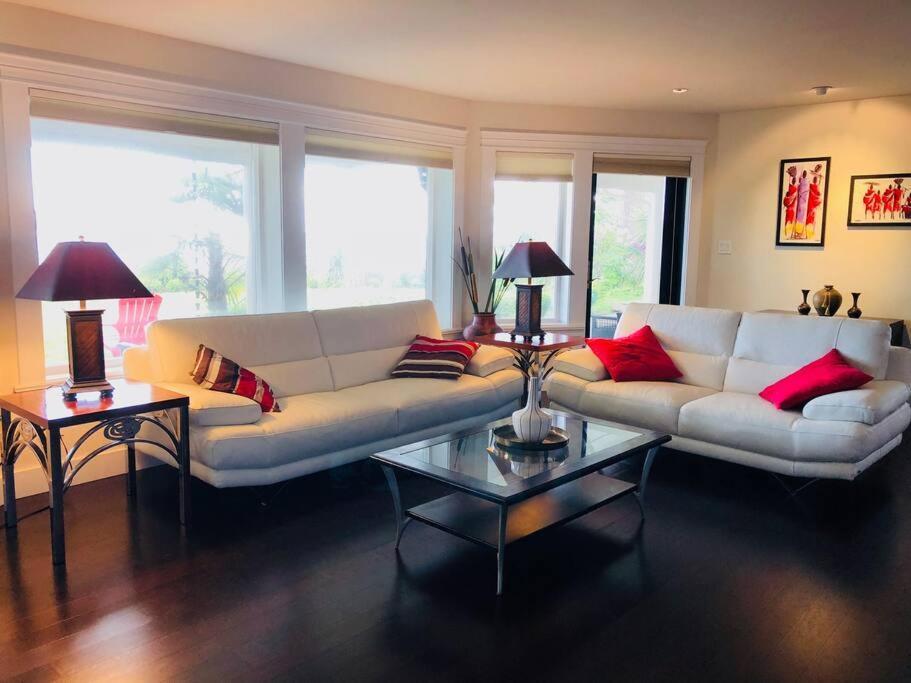 Saanichton Waterfront 2Br Suite With Superb Views Εξωτερικό φωτογραφία